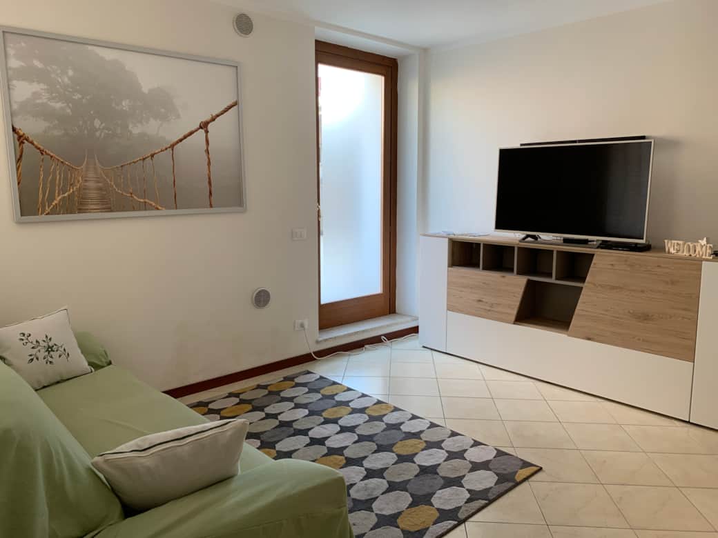 HD Internet Ready TV