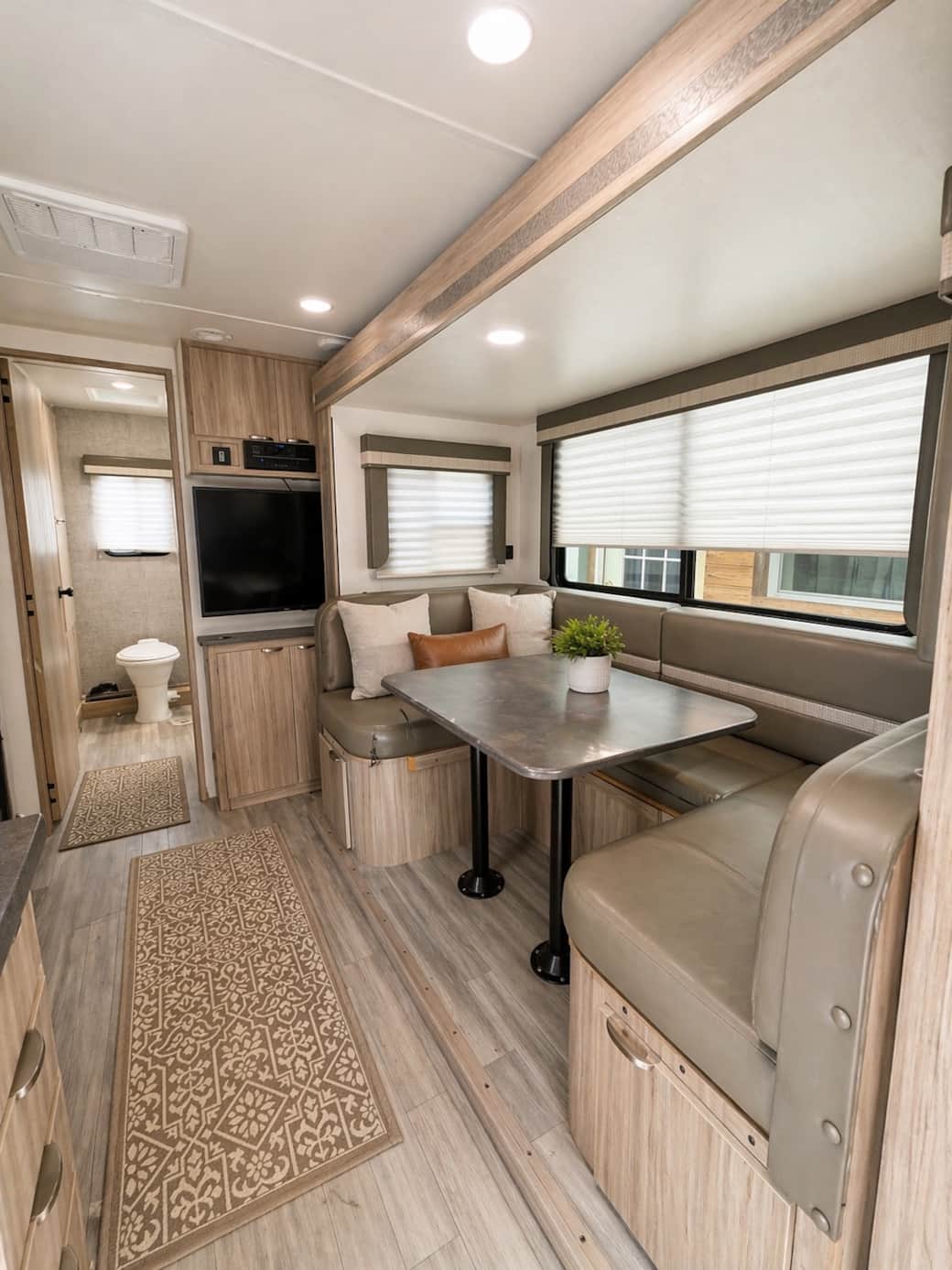 D3F60376 ED83 4FCF B41B 5CF456861B1D