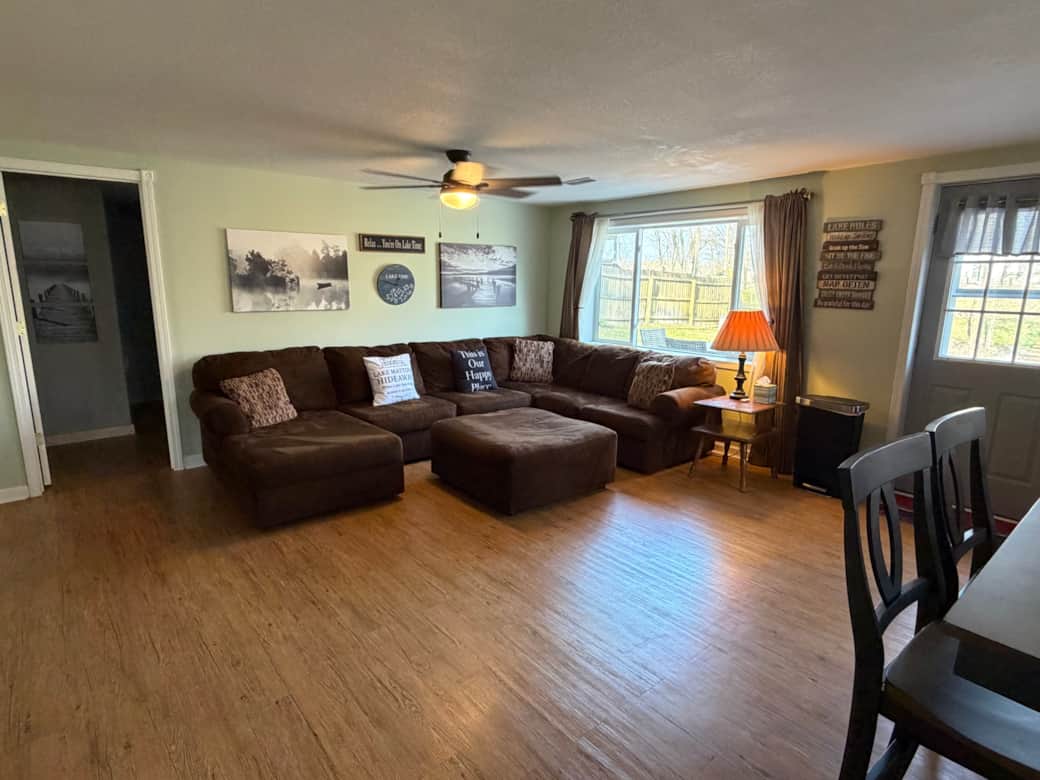 Living Room 1 -1