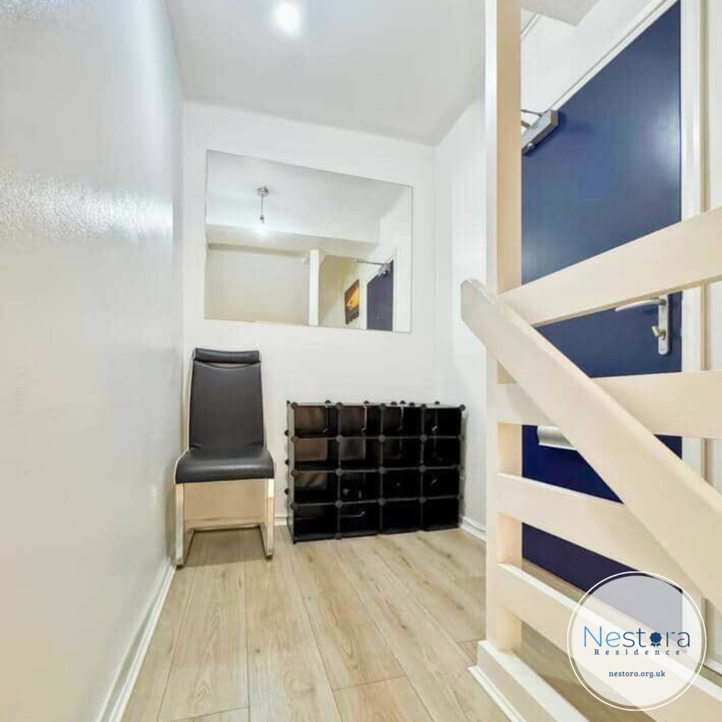 Nestora Residence - Camberwell - Apartment Entrance Hallway and Storage