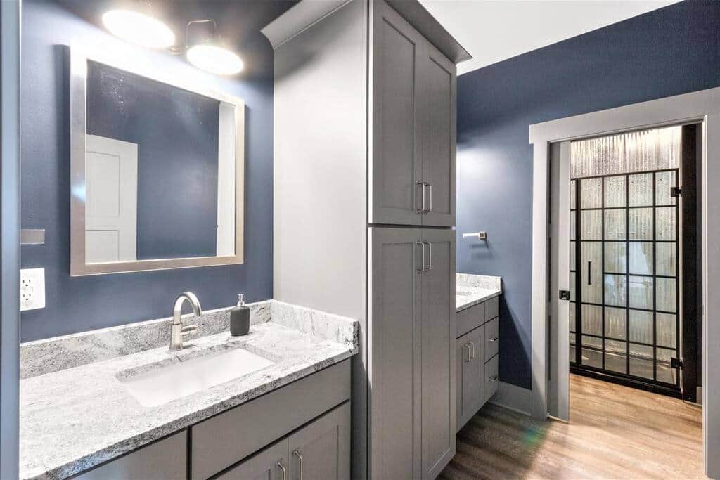 2nd Floor Common Bathroom with Shower