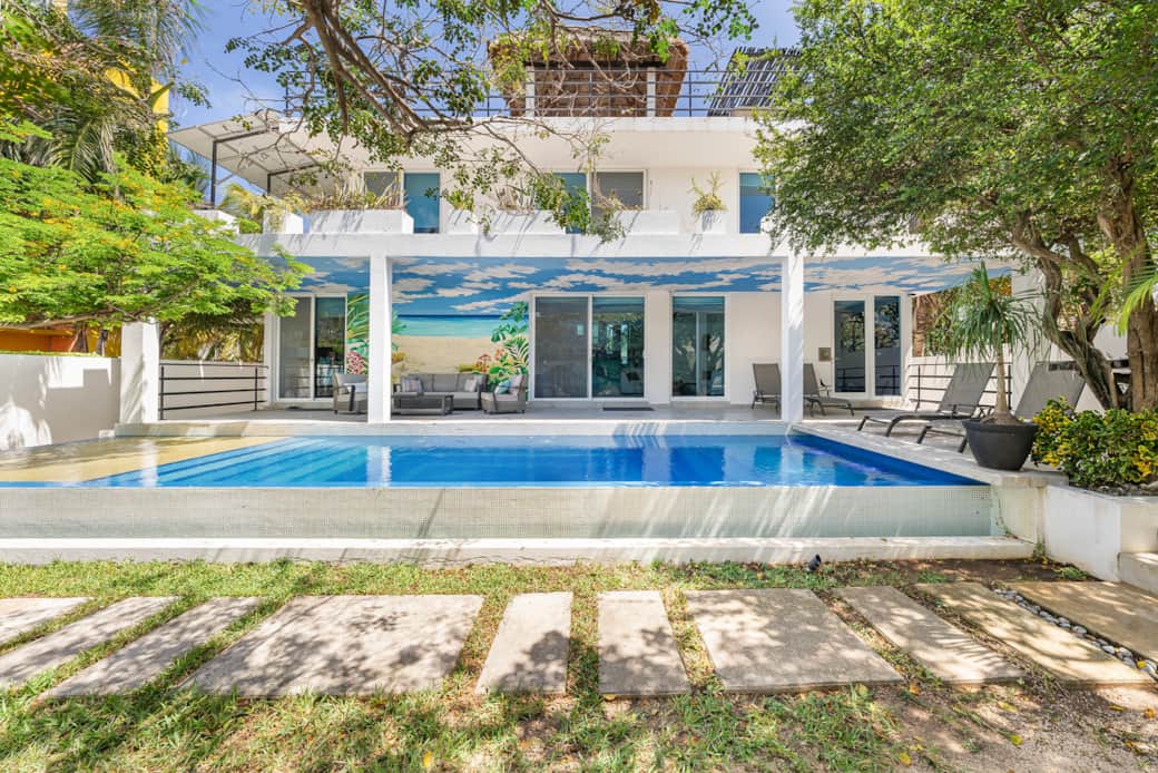 Vacation Rental Isla Mujeres-Taste of Isla-Casa Luna Loca-Punta Sur-Pool
