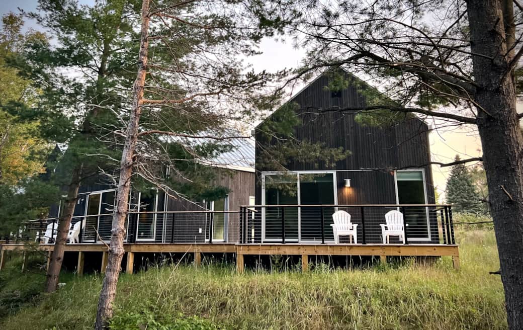 Cabin 12 (Both cabins depicted included in three bedroom rental)