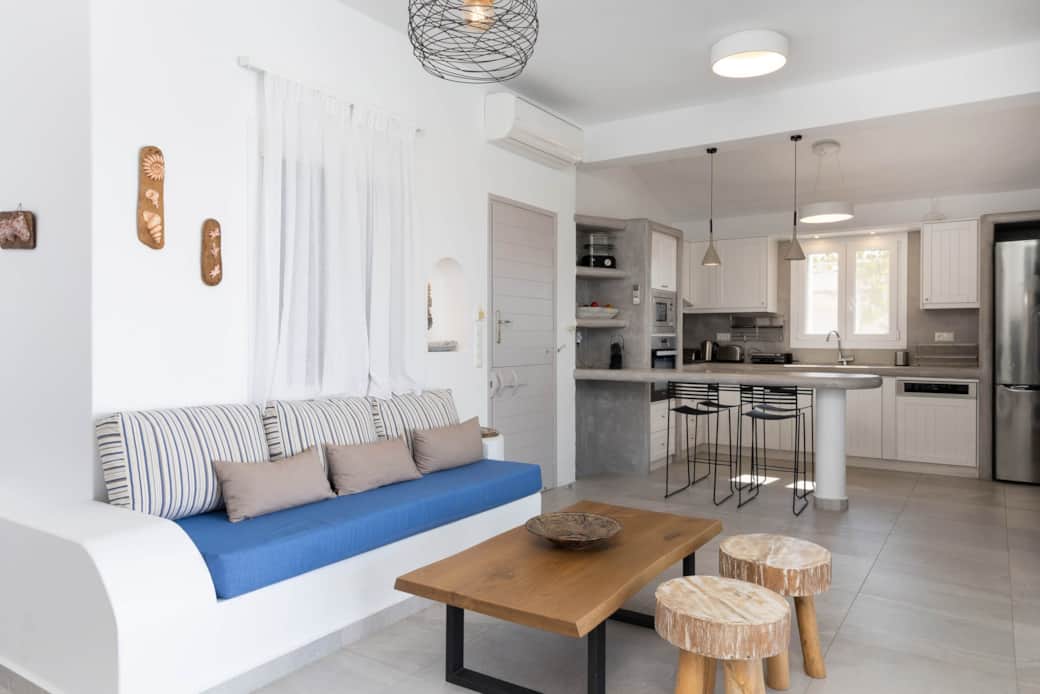 House (7)