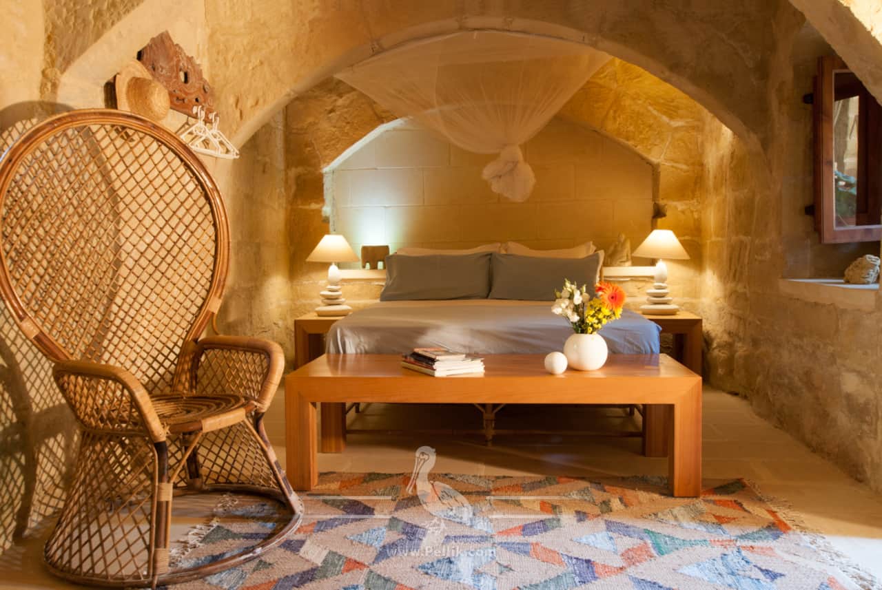 Magnificent 5 bedroom Farmhouse with Private Pool & Garden