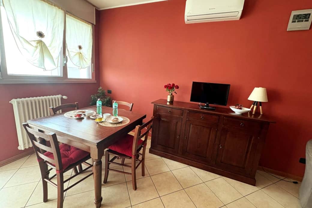 Sala con angolo cottura Sala con angolo cottura