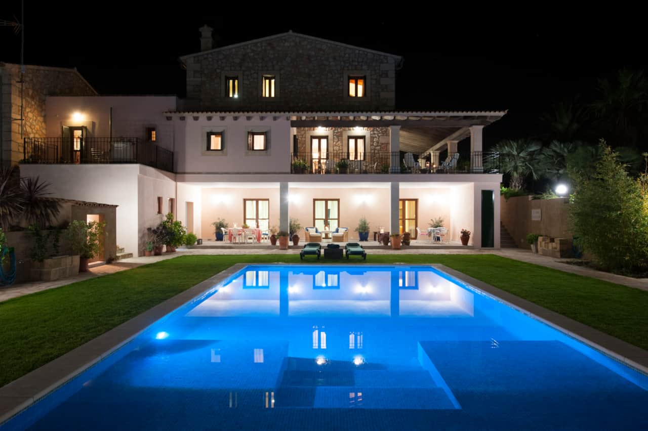 Facade Pool at night - Can Corem de Son Moix