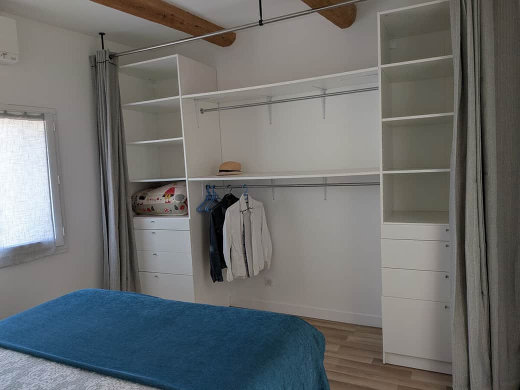 Bedroom with open dressing room