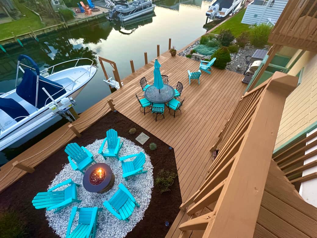 111 - fire pit, deck, dock, boardwalk, grill, Adirondack chairs, table and chairs and umbrella...