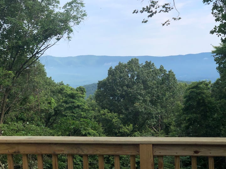 Your private sanctuary: Relax, reflect, and be captivated by the mountains. 