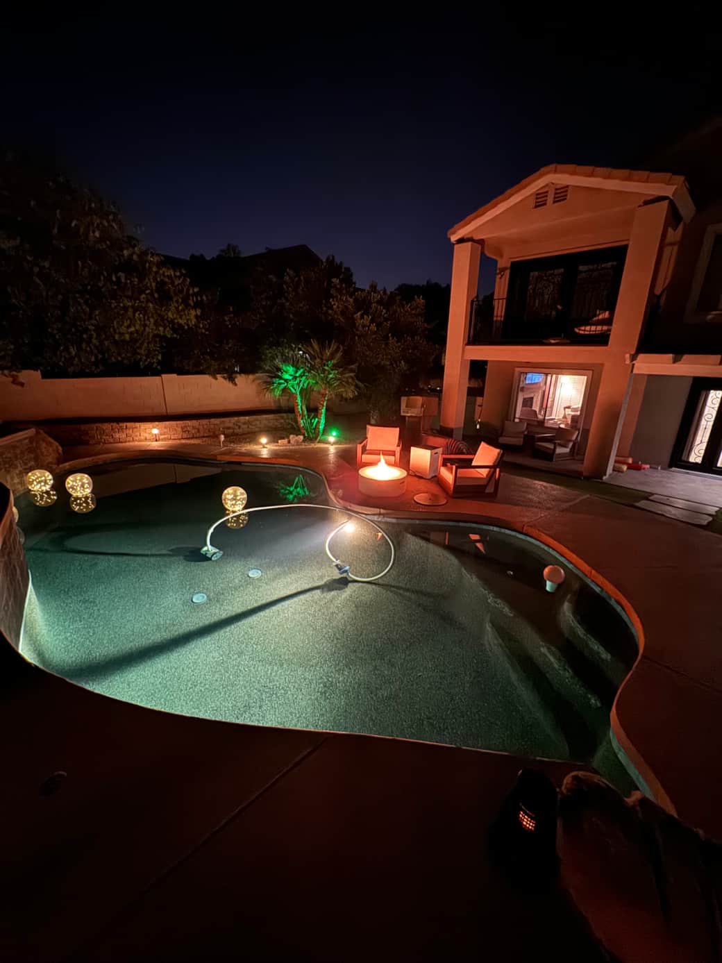 Night view of backyard 