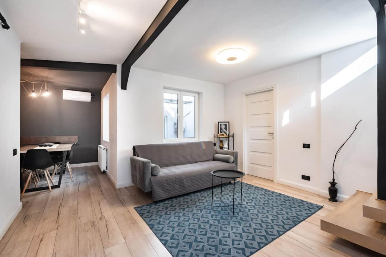 Spacious living room in 4-bedroom duplex apartment in Central Bucharest