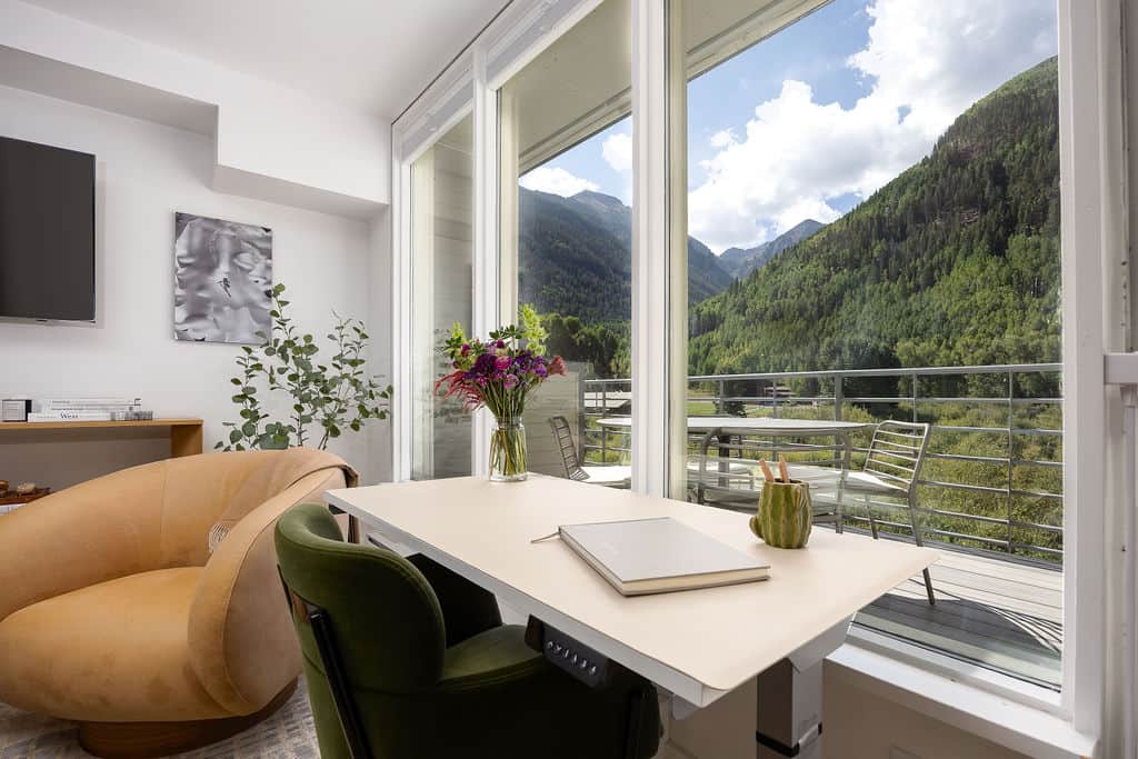 Work station with a view