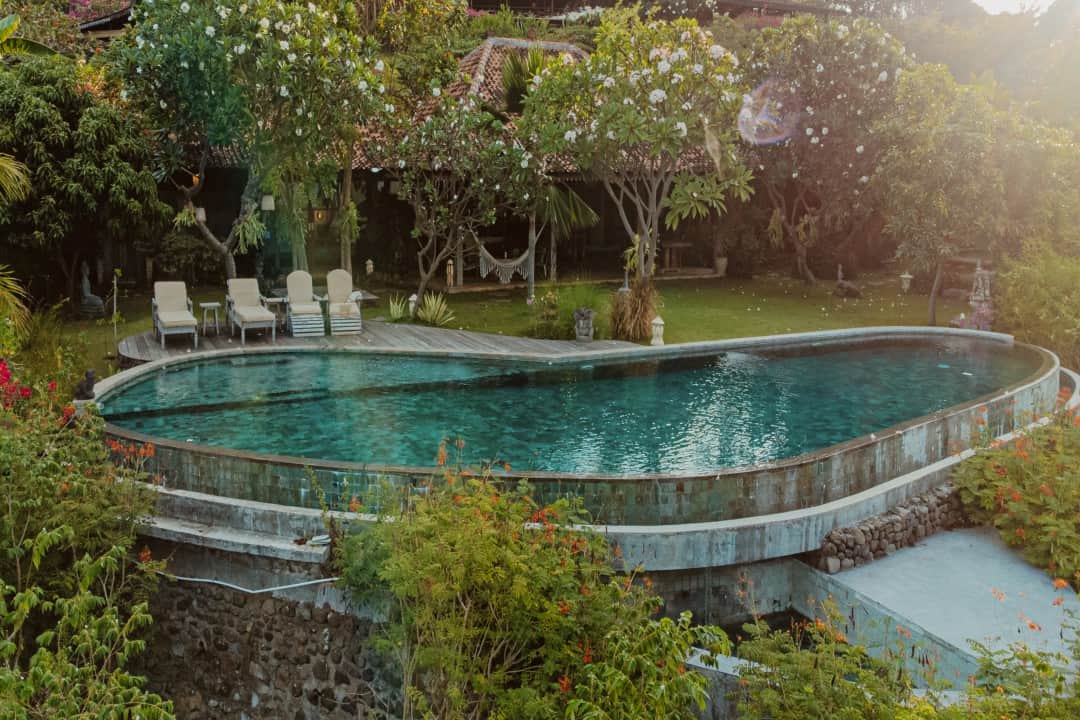 Villa Madoe and tropical garden