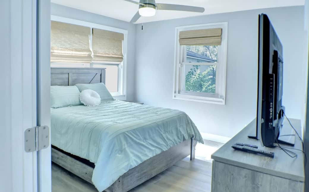 Master Bedroom - Garden View