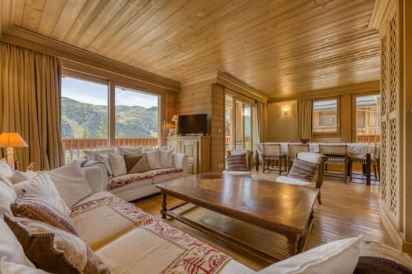 Aigle 3BR Ski-in/Ski-out Apartment, Méribel