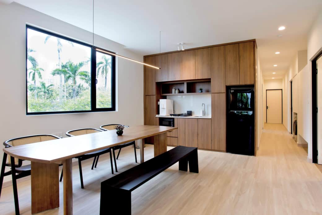 Dining area. Kitchen.