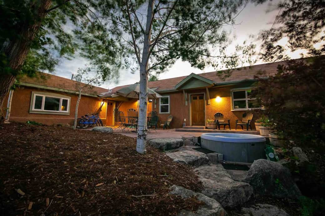 Riverside Hacienda exterior private courtyard.