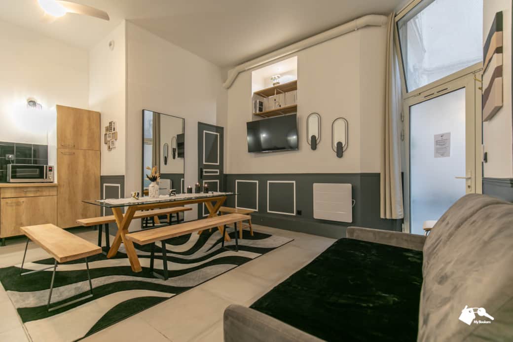 Salon avec coin repas