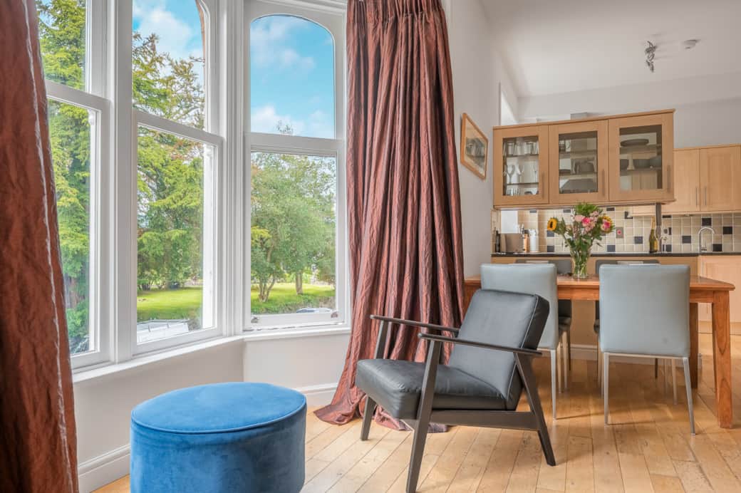 Chaucer Apartment (7)