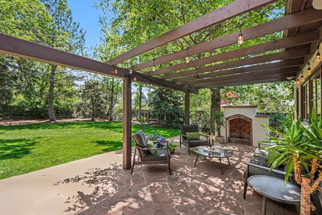 The kitchen transitions seamlessly into your own private Colorado paradise. Step outside onto
the flagstone patio and relax to the soothing sound of a trickling water feature.