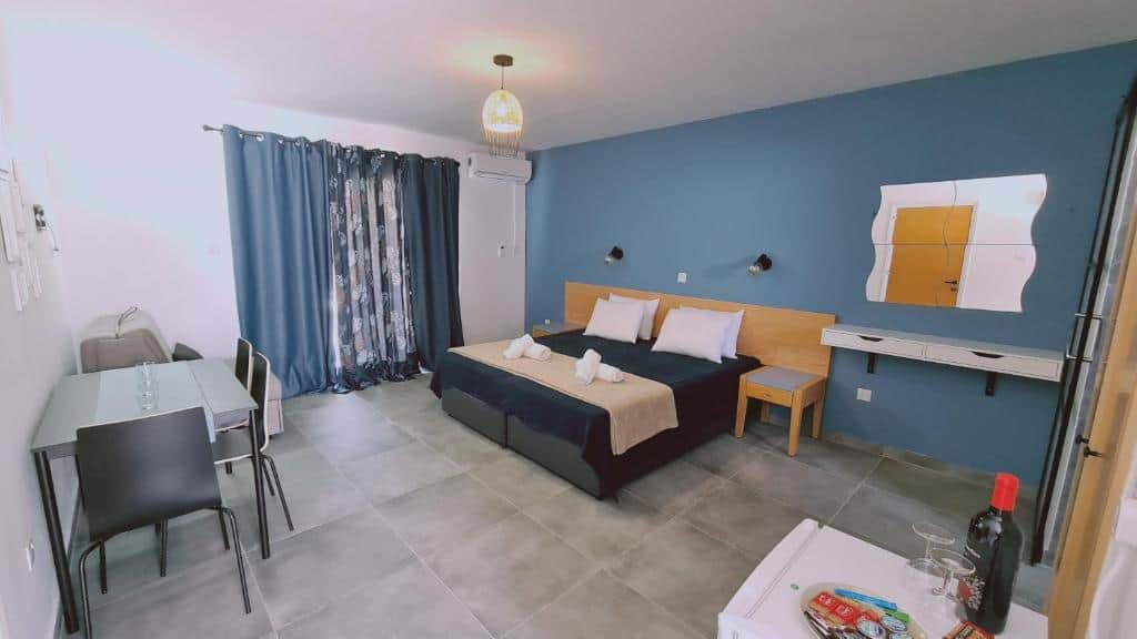 Bed Room 