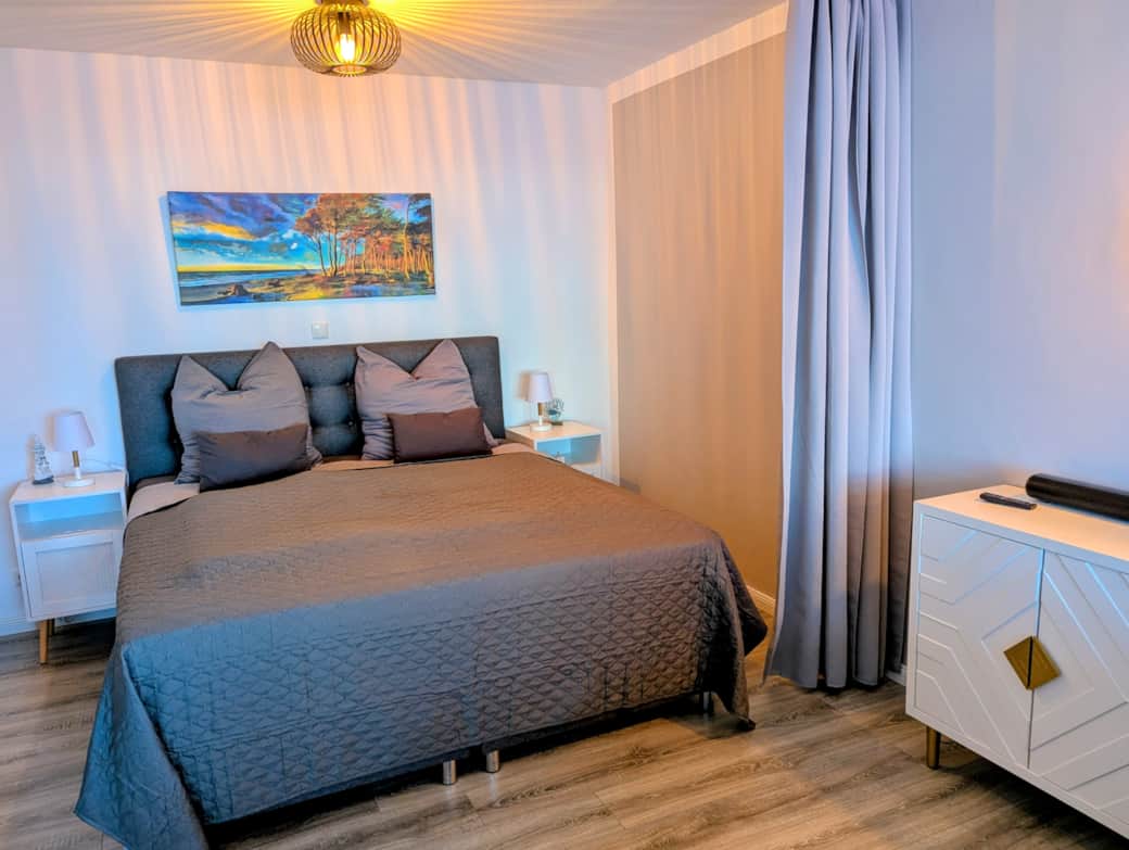 Schlafzimmer (Boxspringbett, 180x200 cm)