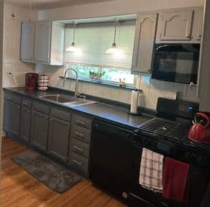 Kitchen - All new appliances