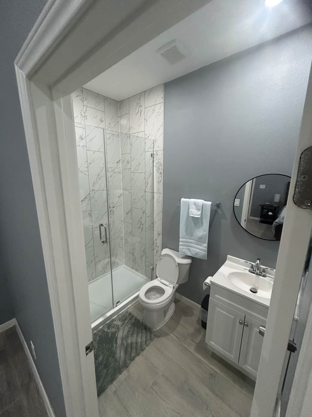 Nice Private Bathroom