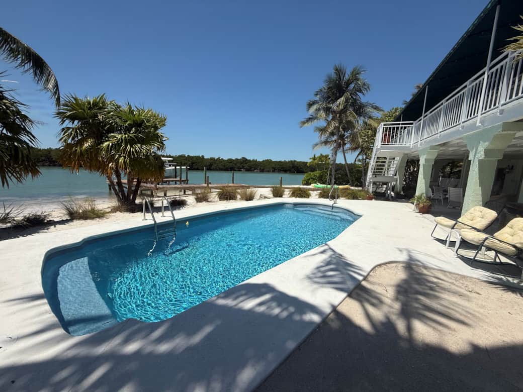 Fantastic Beach Pool