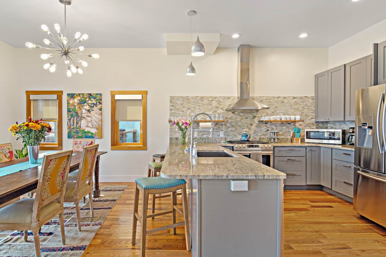 32 Upstream Bachelorette Oasis Second floor