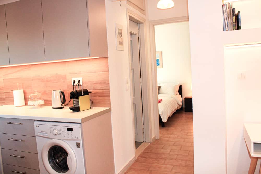 Kitchen & Corridor 1 (1 of 1)