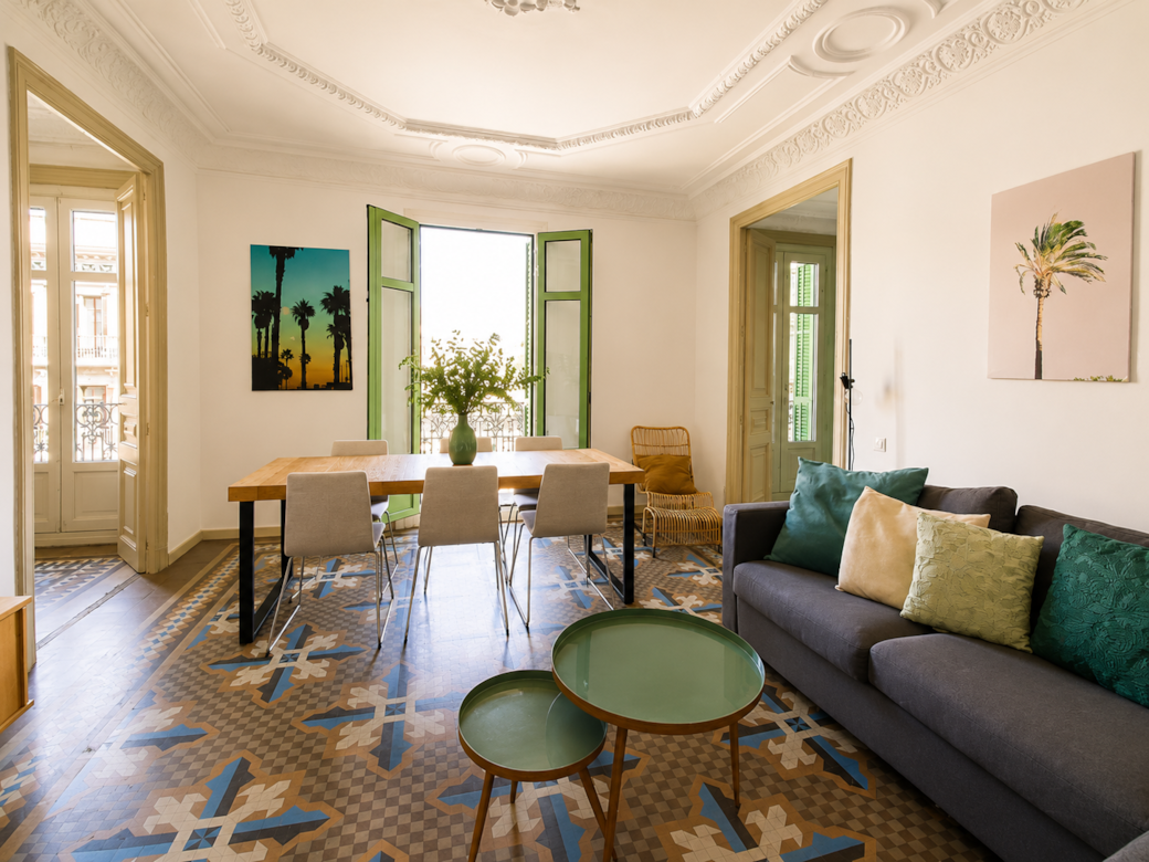 Barcelona 3 bedroom apartment living room sofa view