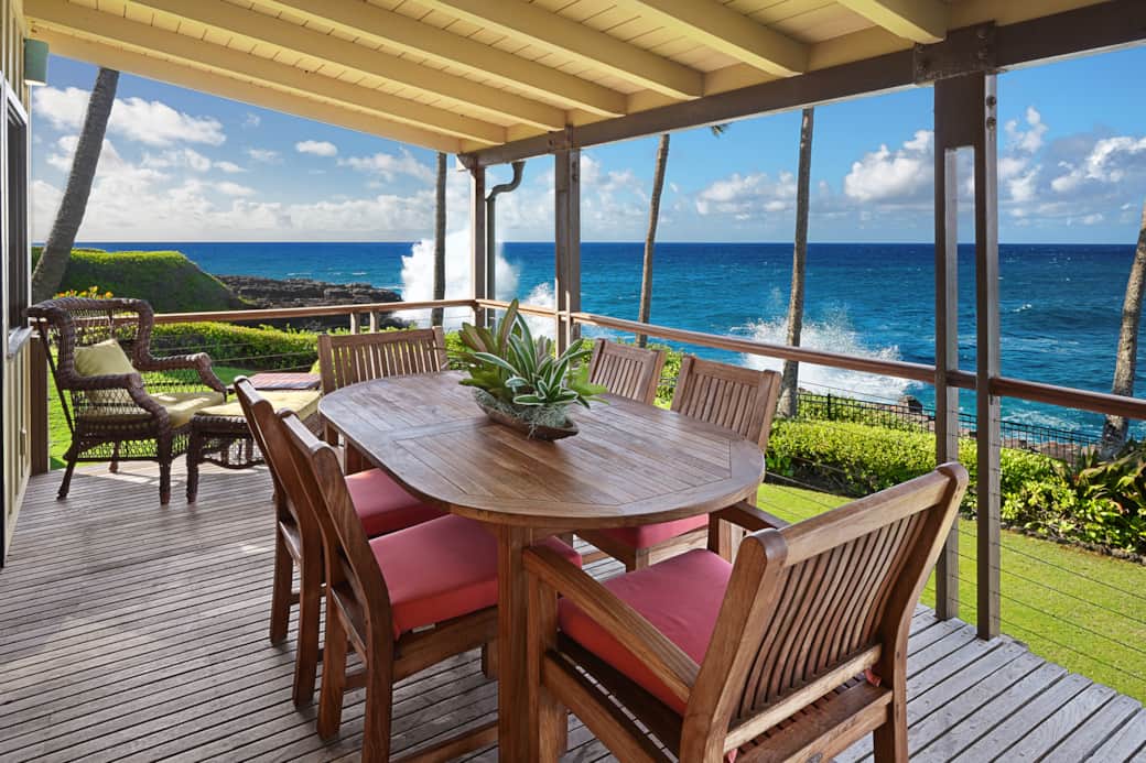Lanai table
