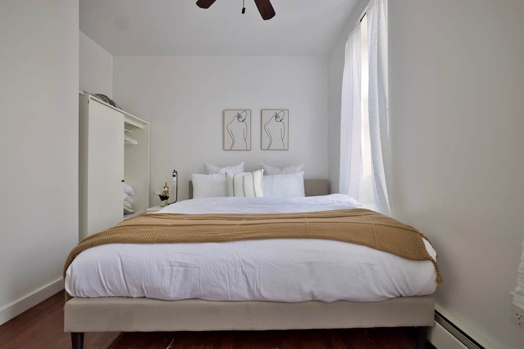 King Bed
