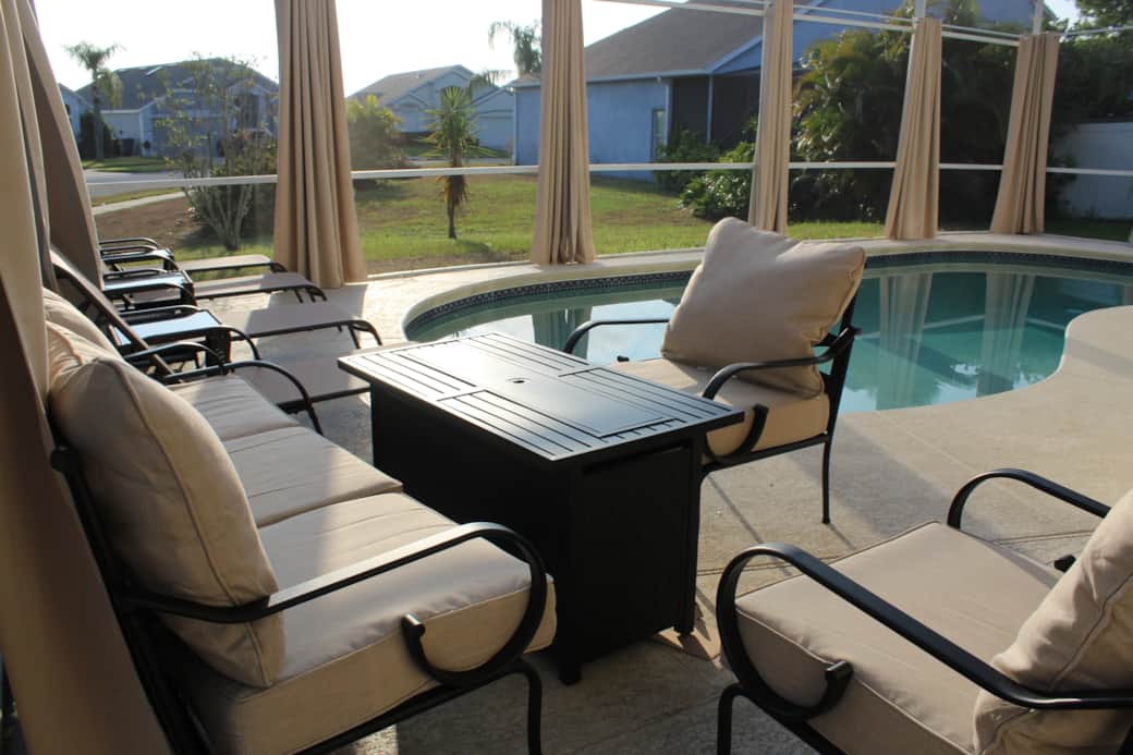 Seating with fire pit
