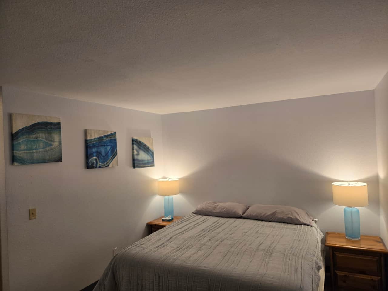 Room 1 Bed