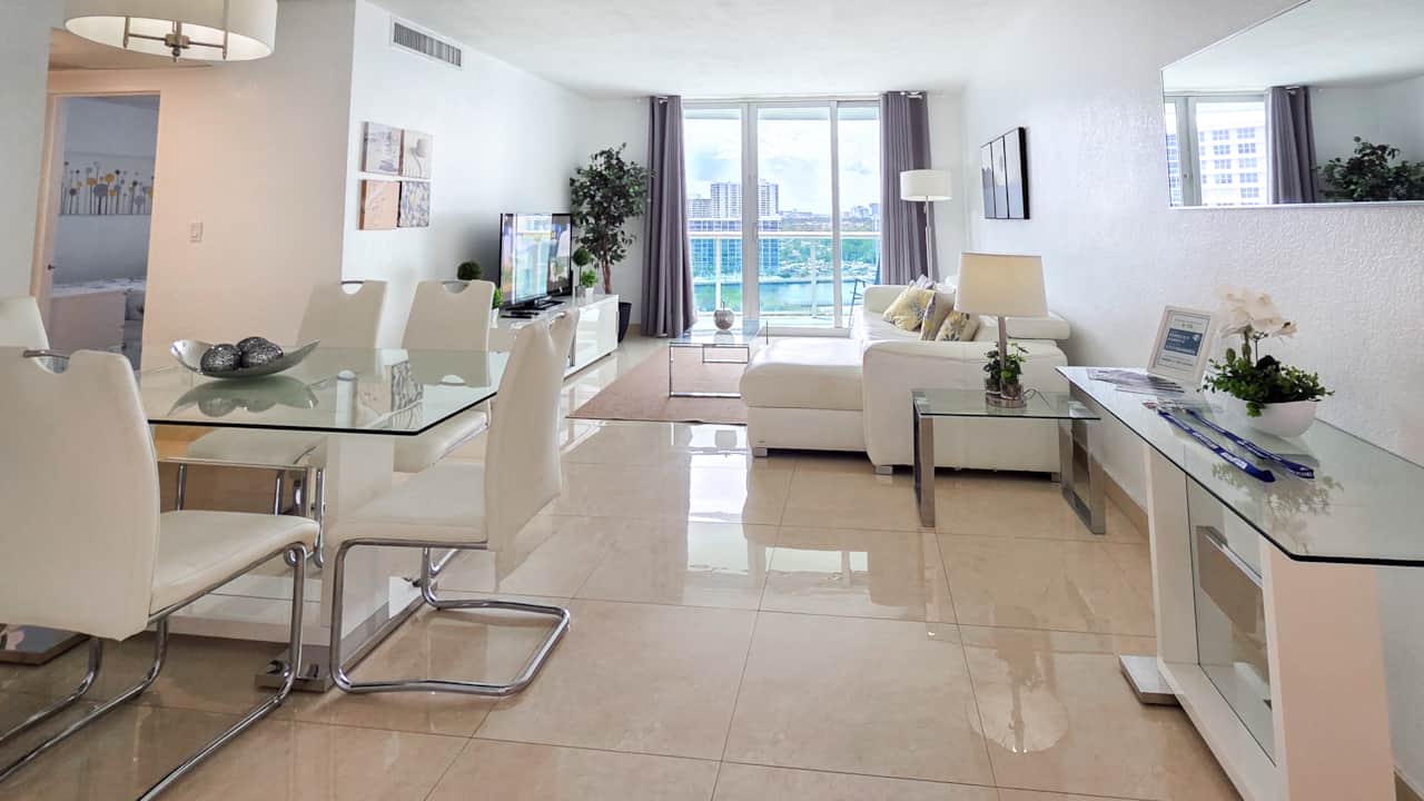 Comedor y sala de estar
