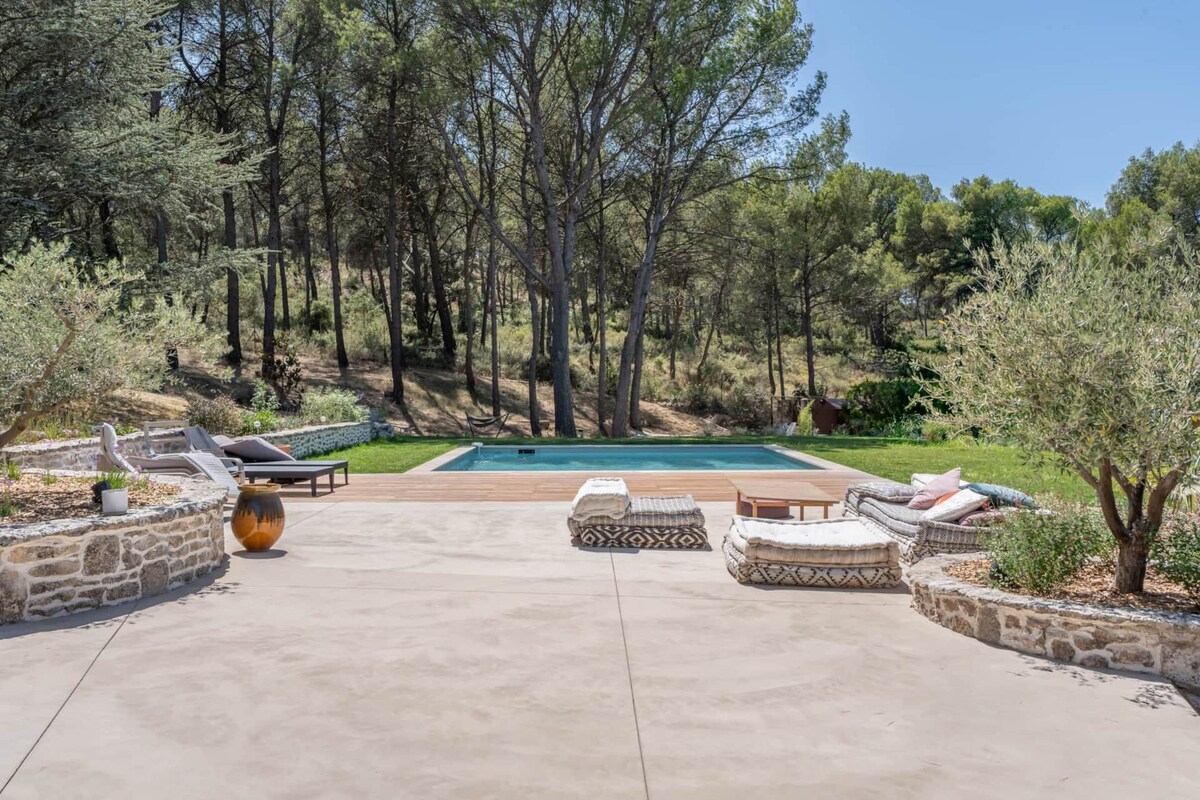 Spacieuse Villa Climatisé avec Piscine