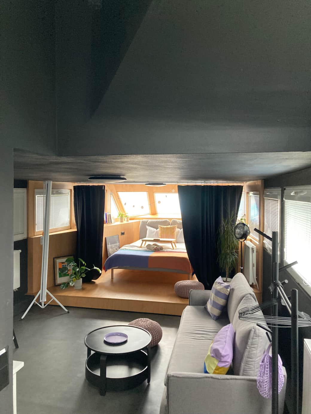 romantic apartment Cabin Noc with a double bed at the tip of the ship for 2-4 guests