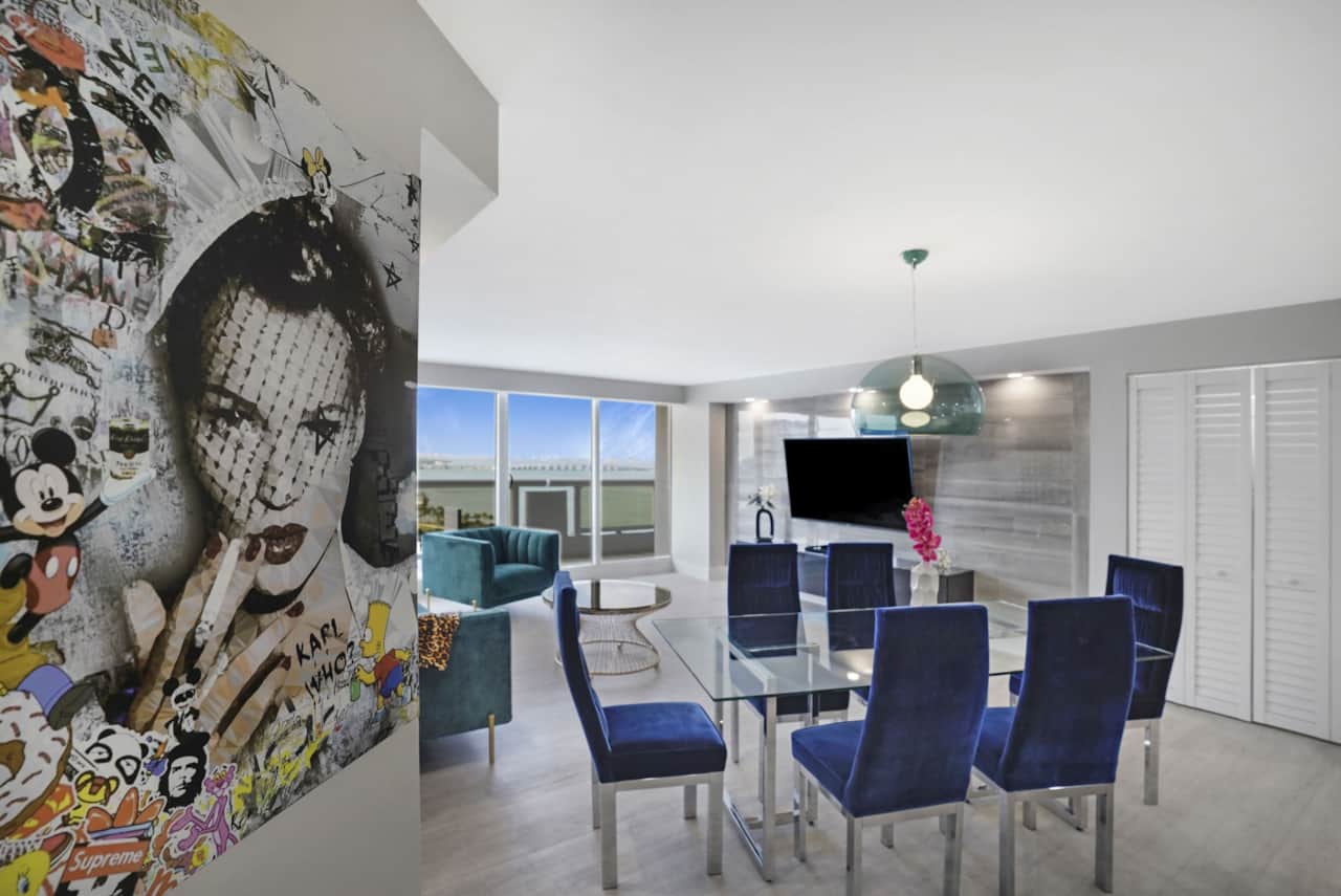 Unforgettable! (4 bedroom condo)