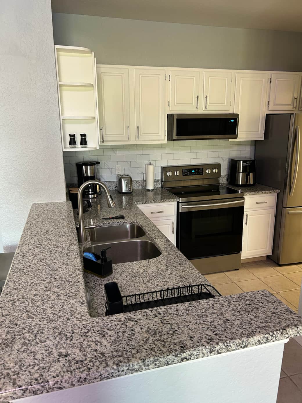Kitchen 1