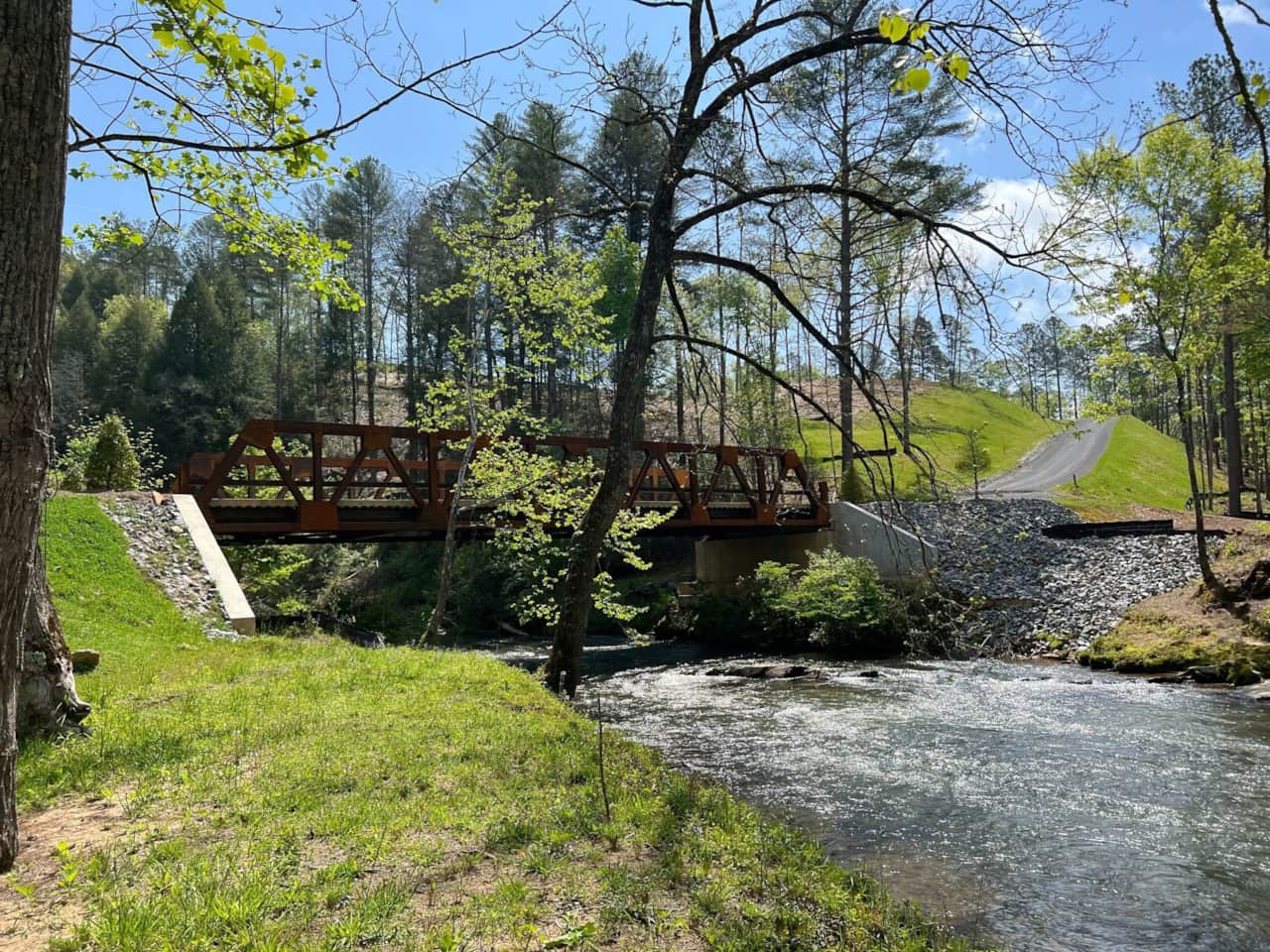 The confluence of Mountaintown Creek & the Coosawattee River
