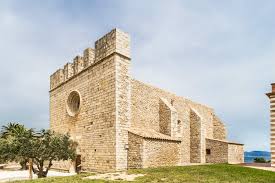 church-sant-marti-empuries-villas-coll-apartments-costa-brava-catalonia