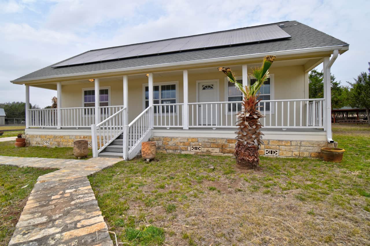 Cottage House  - 3BR/2BA Front View