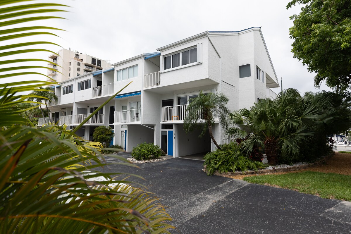 Luxury Harbourview Retreat at Bonefish Yacht Club — photo 3