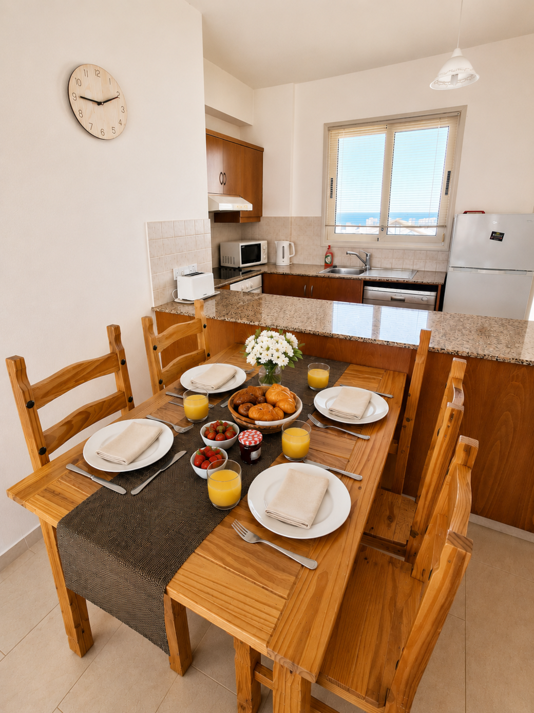 Dining area, ideal for breakfast