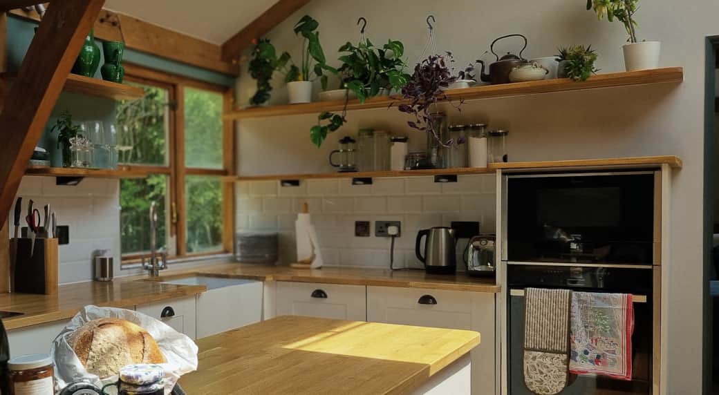 Fully equipped kitchen