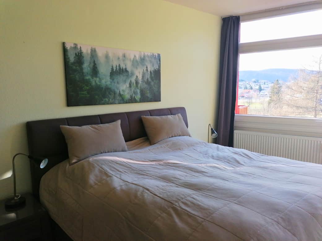 Erstes Schlafzimmer