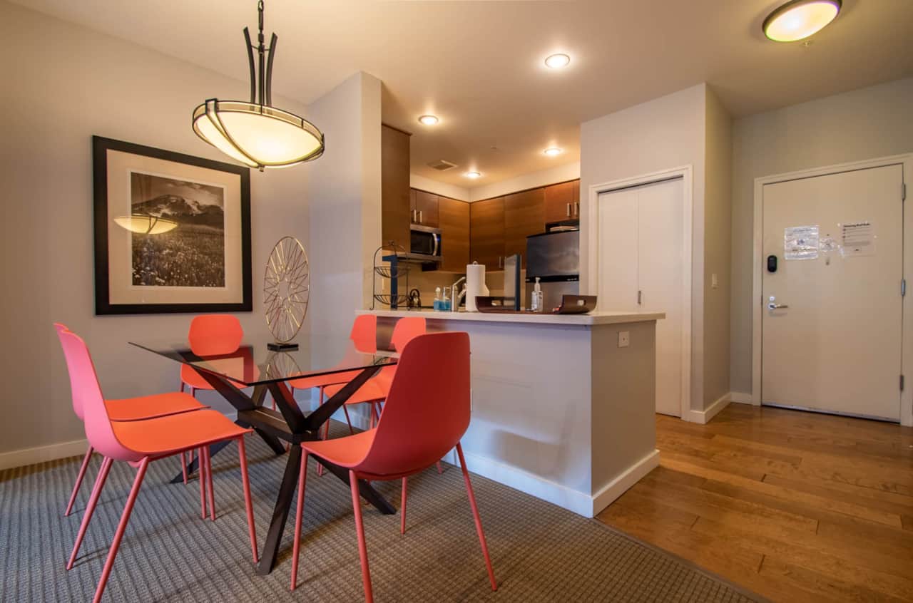 Six Person Dining Area